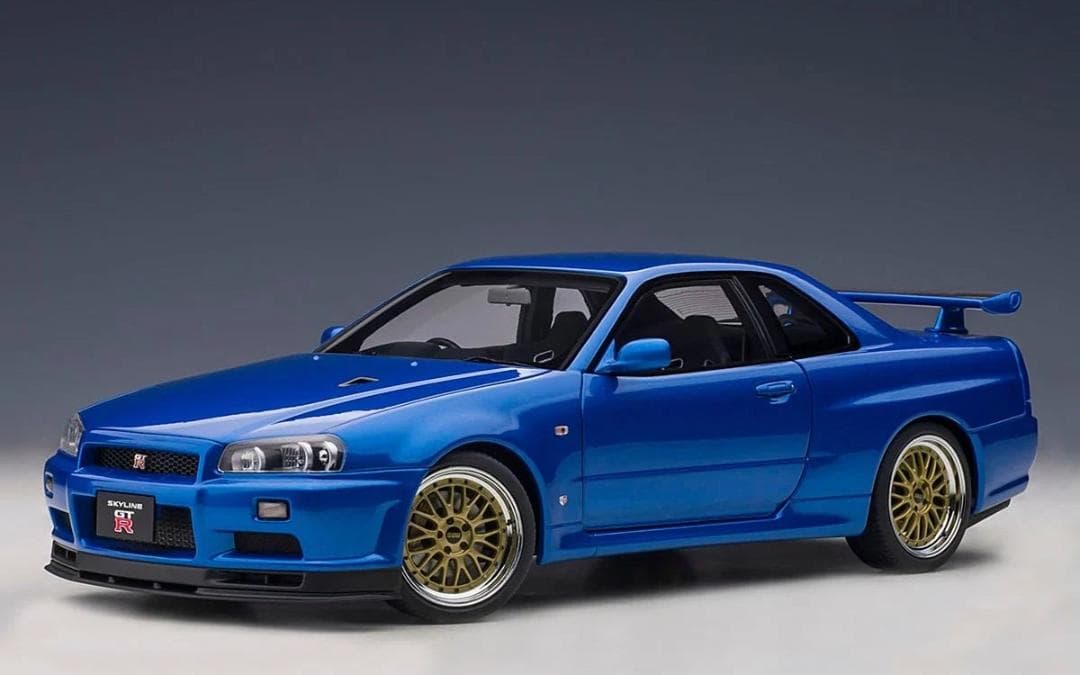 新品 1/18 オートアート スカイライン GT-R R34 Vスペック II