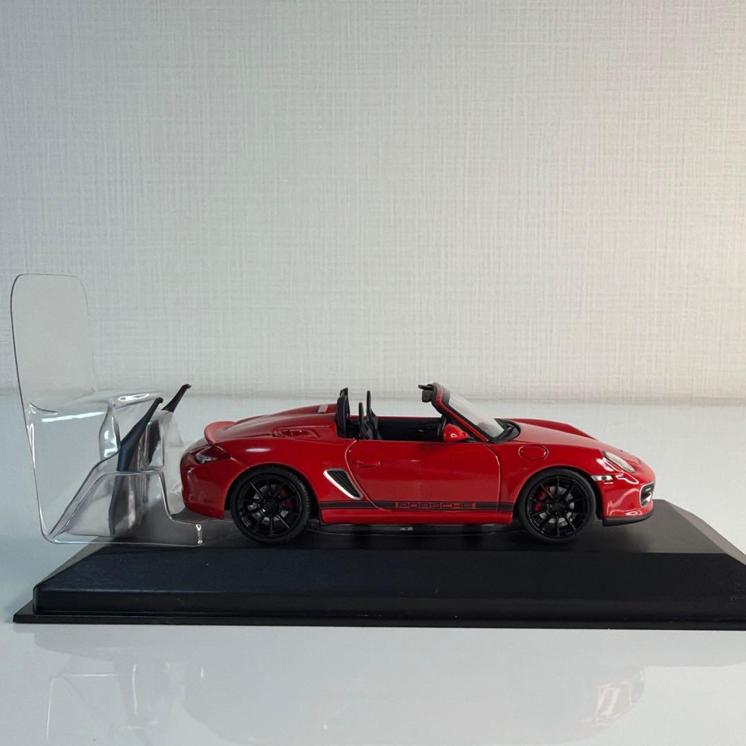 ミニカー Porsche Boxter Spyder 2010 Red /PMA