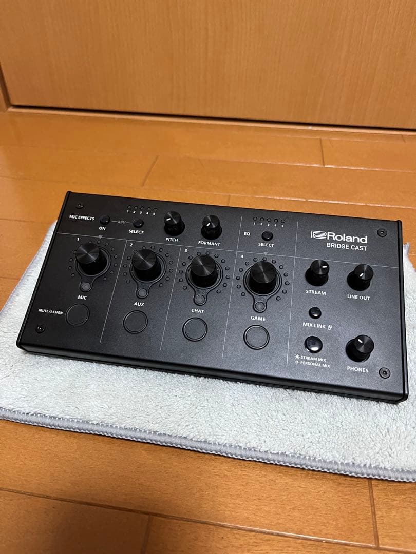 Roland BRIDGE CAST デュアルバスゲーミングミキサー