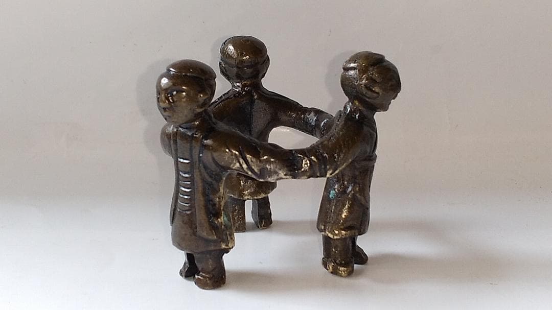 唐銅 七種蓋置 金谷浄雲 造 茶道具 茶器 蓋置 共箱 共布 美品 です。