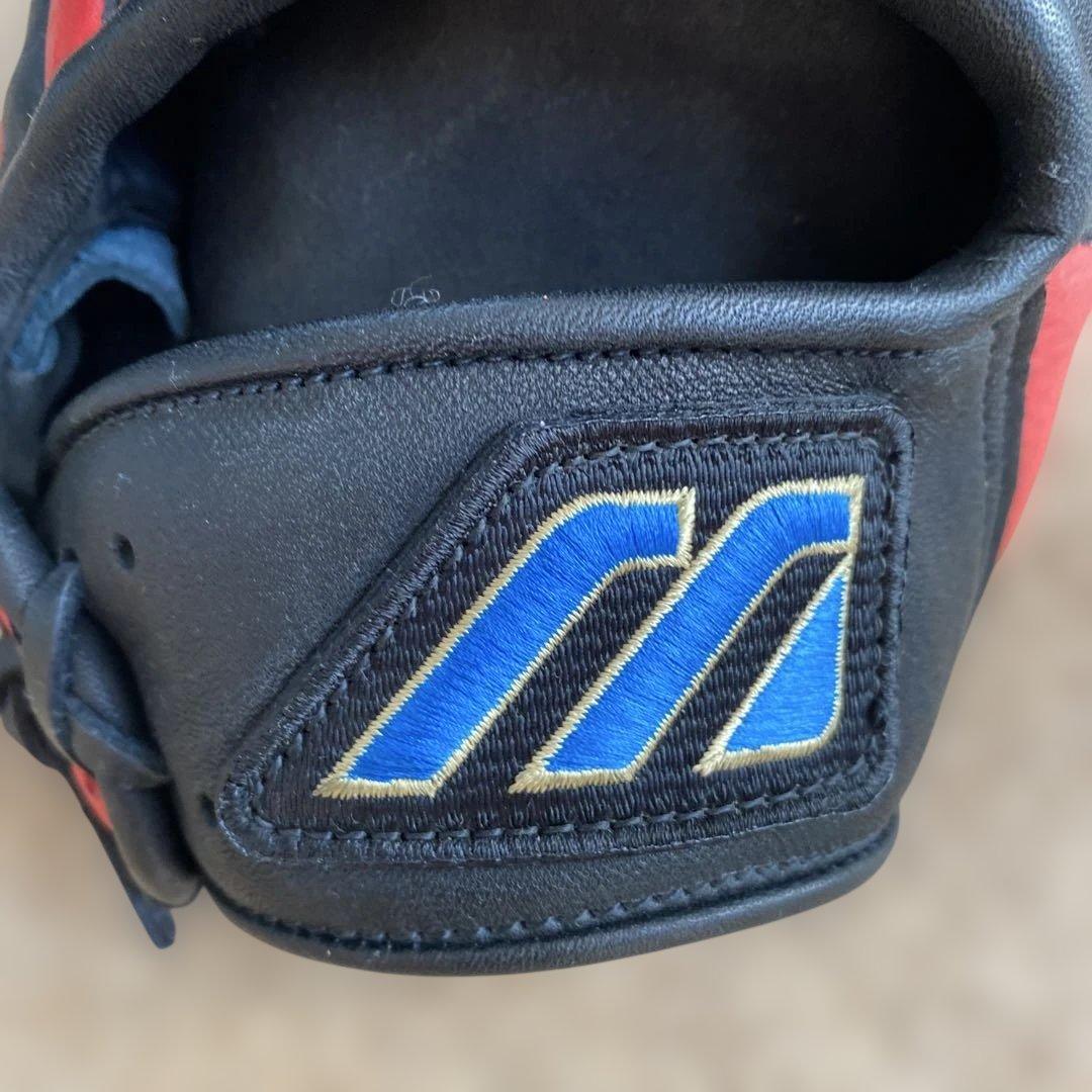 ミズノ　赤黒 軟式野球グローブ　外野用