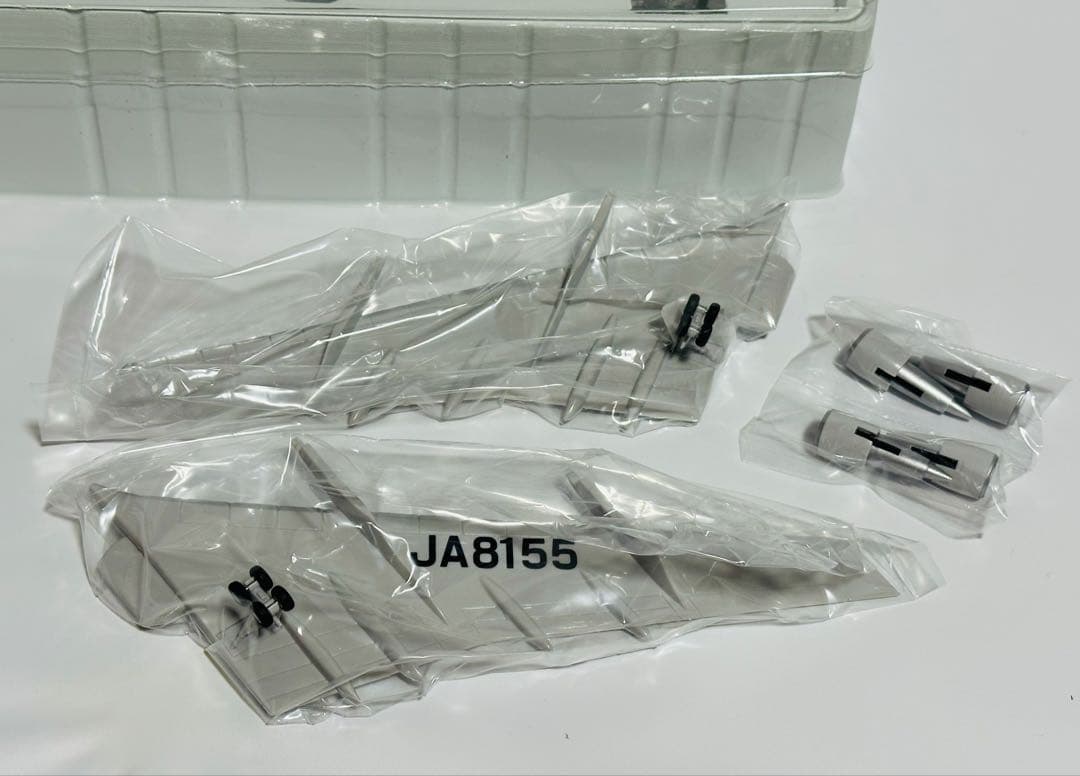 JALUX 1/200 JAA 747-200 (日本アジア航空)