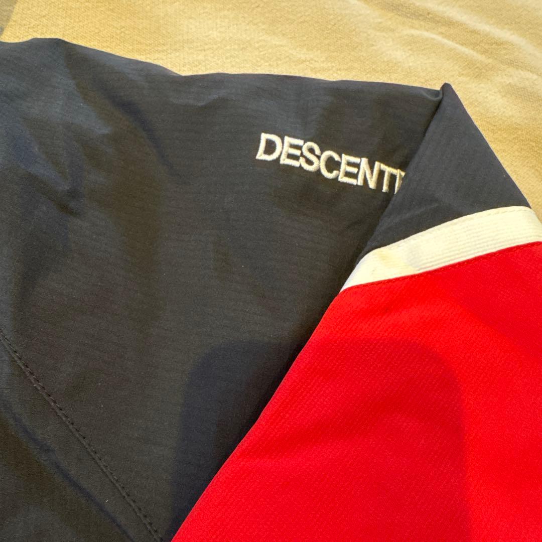 美品　DESCENTE スキーウェア ネイビー/レッド140〜150cm