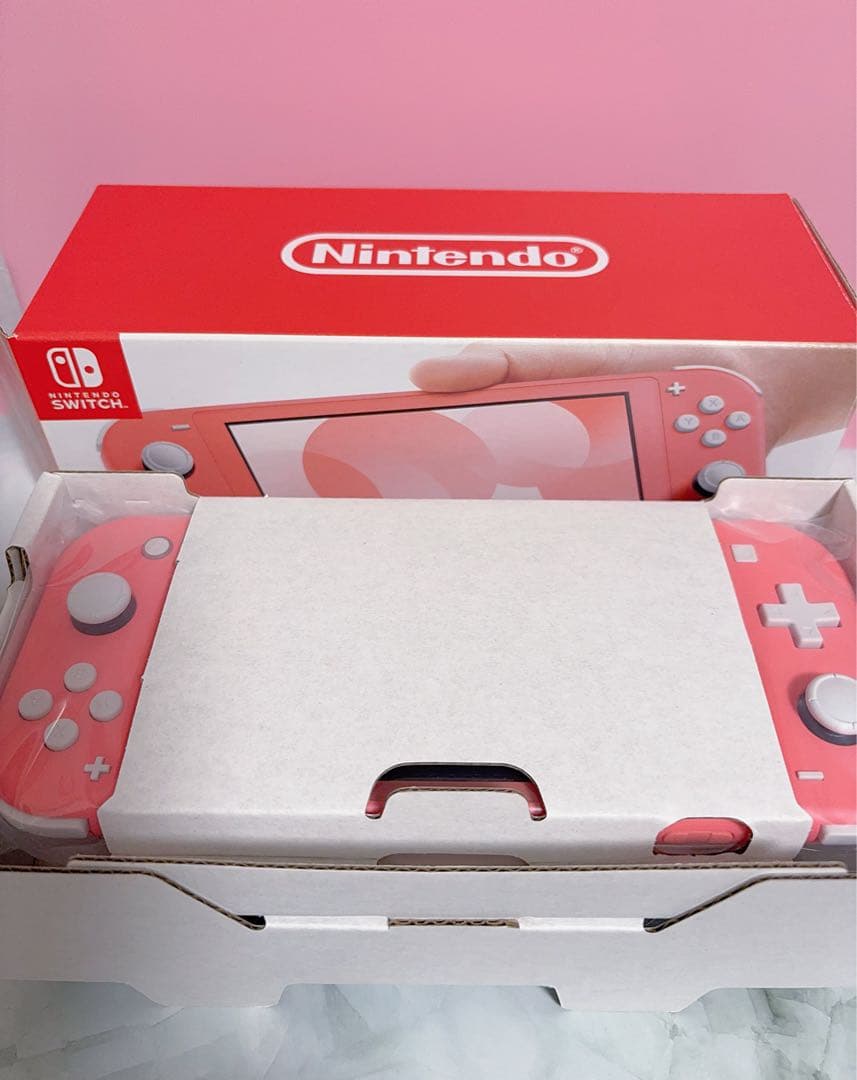 Nintendo Switch Lite コーラル 本体