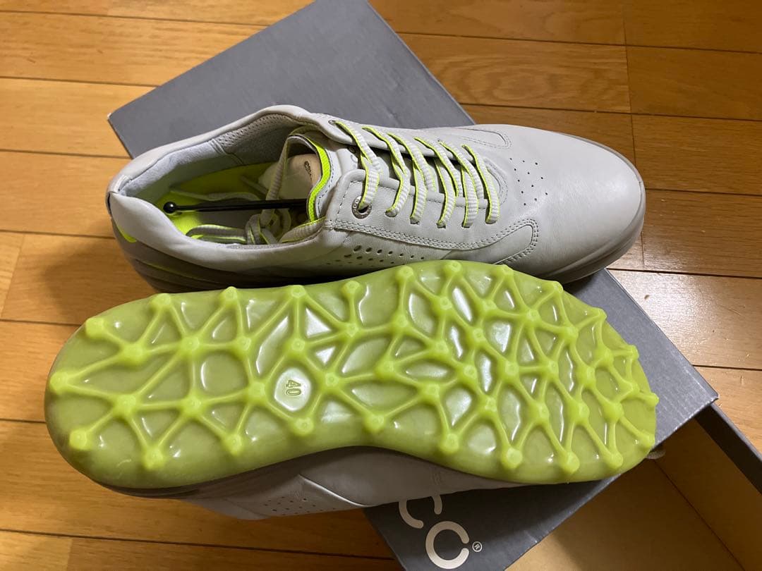 ecco ゴルフシューズ グレー/グリーン 新品タグ付き　サイズ40
