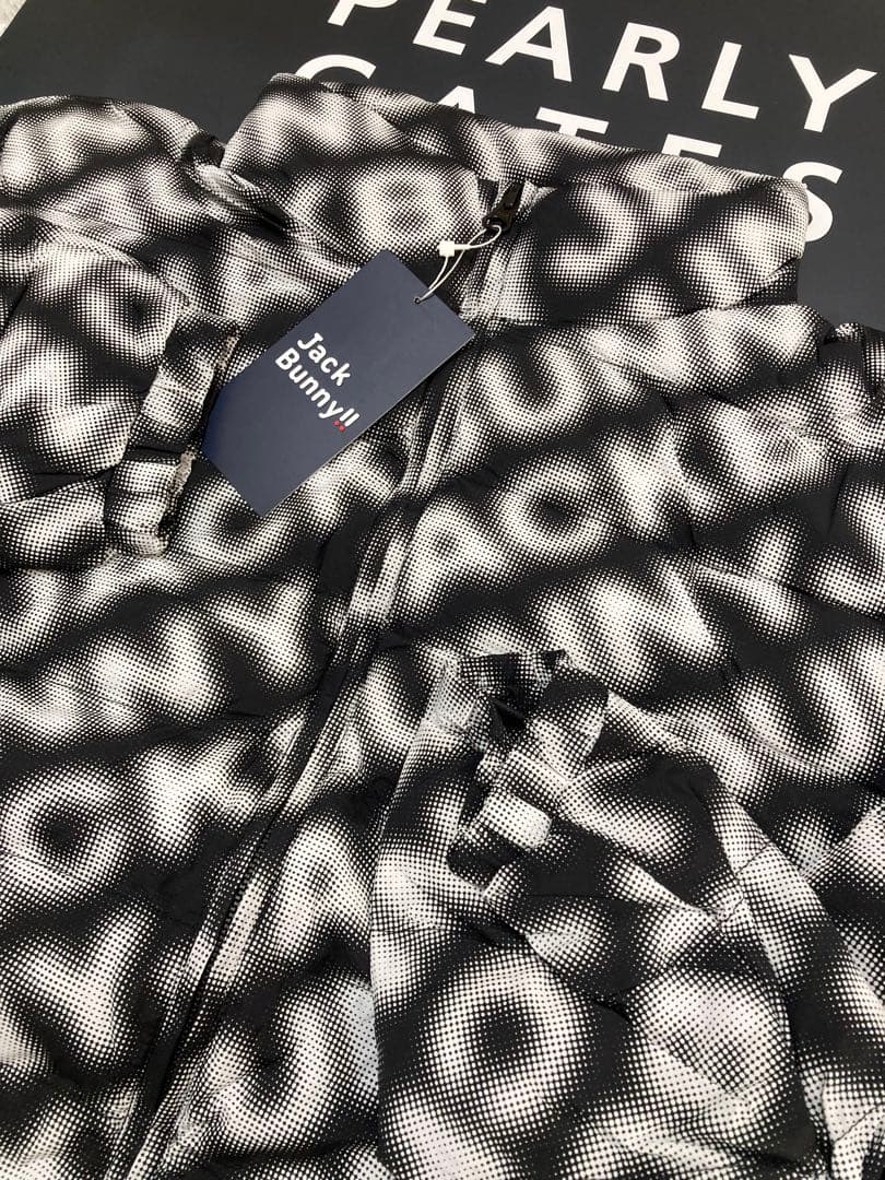 新品 パーリーゲイツ ジャックバニー 薄中綿ブルゾン(5)L/黒P 最新モデル