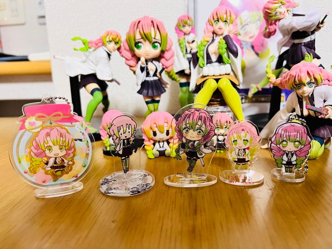 【美品】 鬼滅の刃 甘露寺蜜璃 フィギュアアクスタまとめ売り