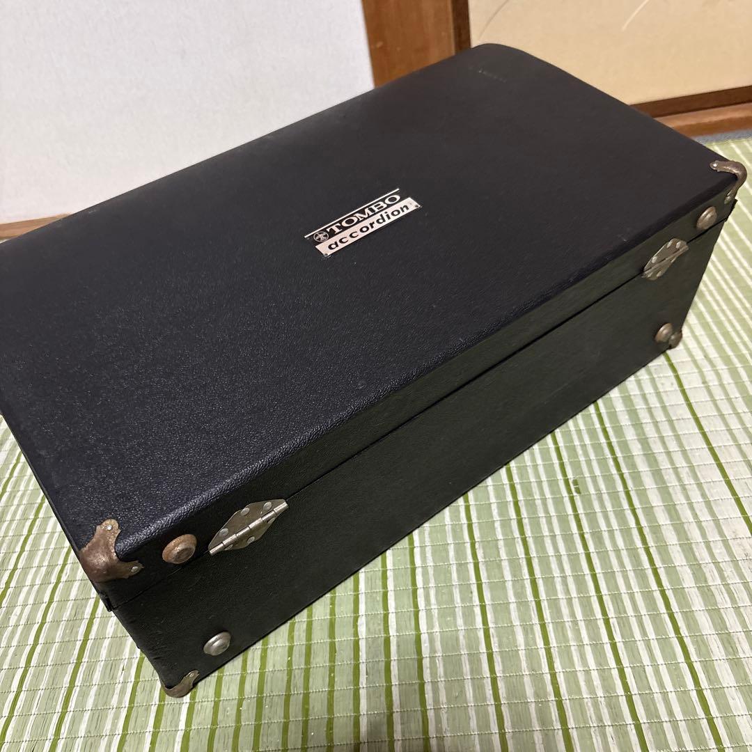 TOMBO アコーディオン　トンボ No.241 ハードケース付　楽器