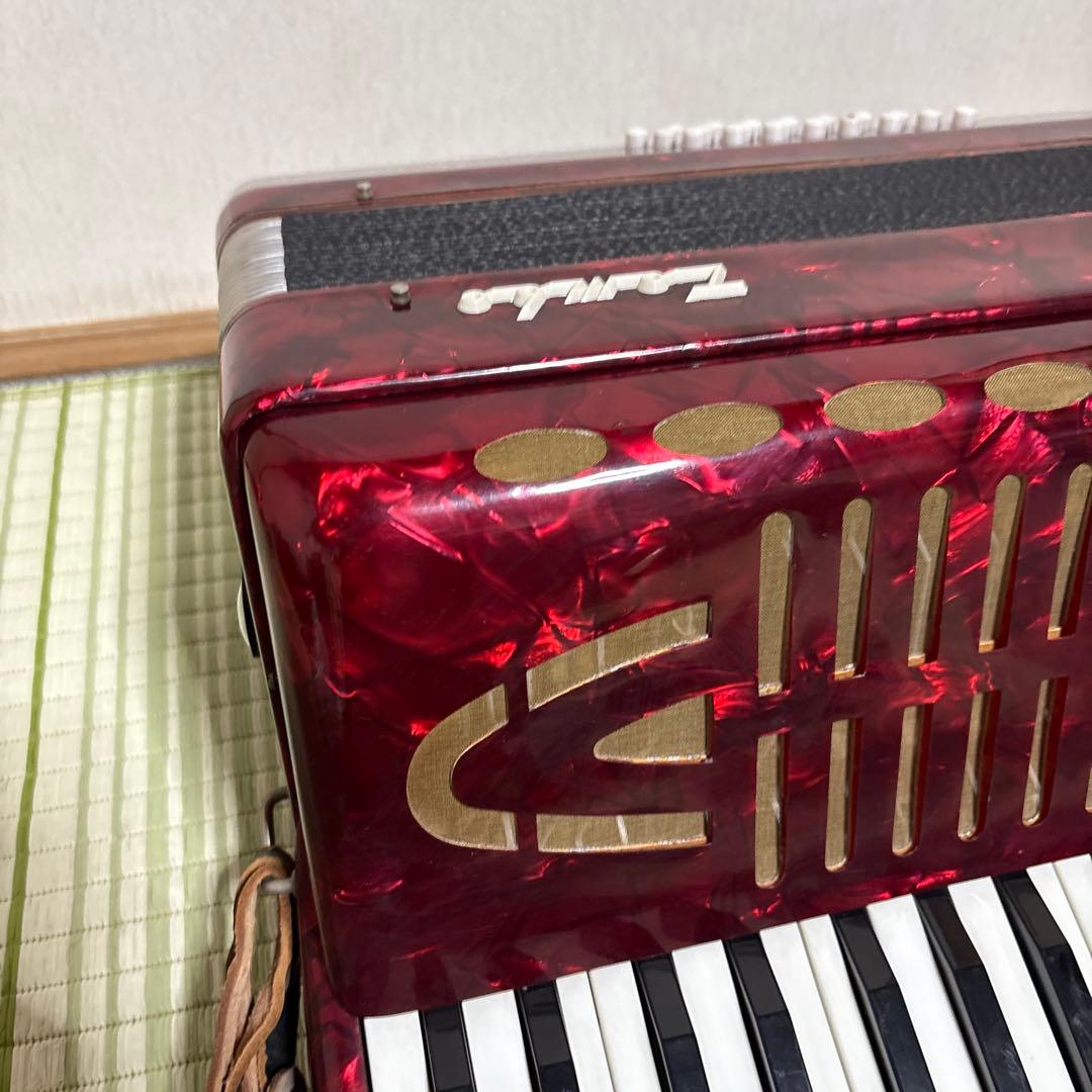 TOMBO アコーディオン　トンボ No.241 ハードケース付　楽器