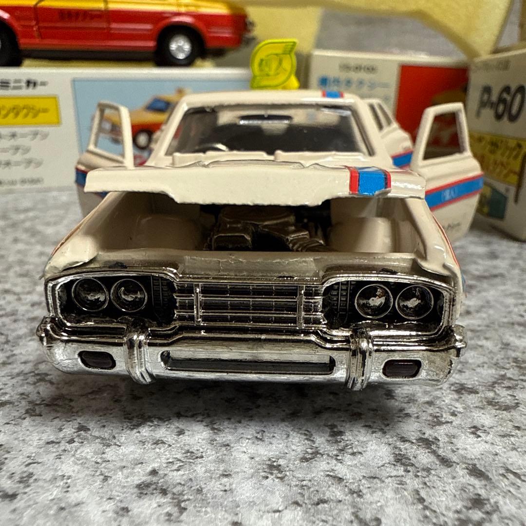 ダイヤペット　タクシー四種　日産セドリック　ニュークラウン