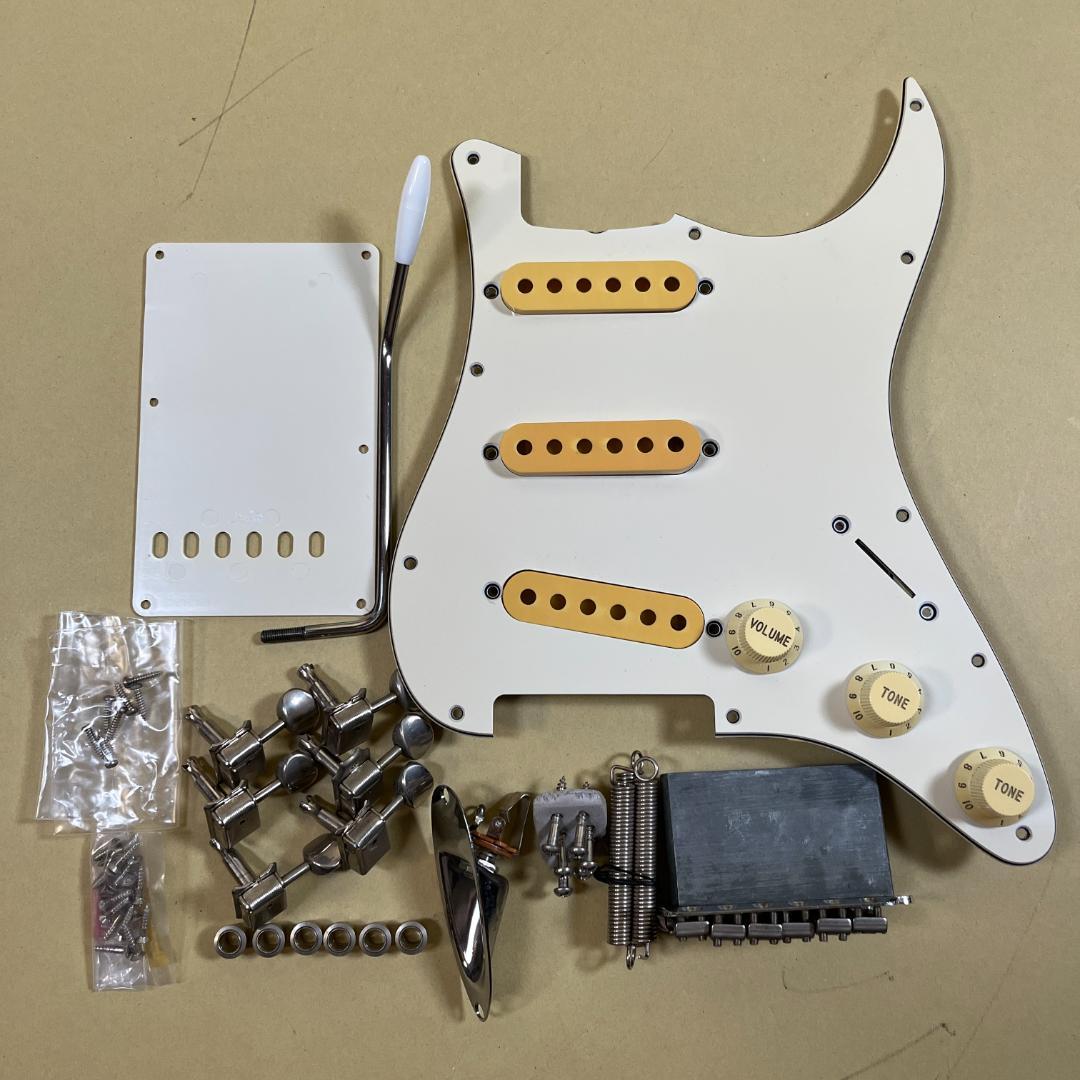 専用 Fender Japan ST62 オーダーメイド オリジナルパーツ付