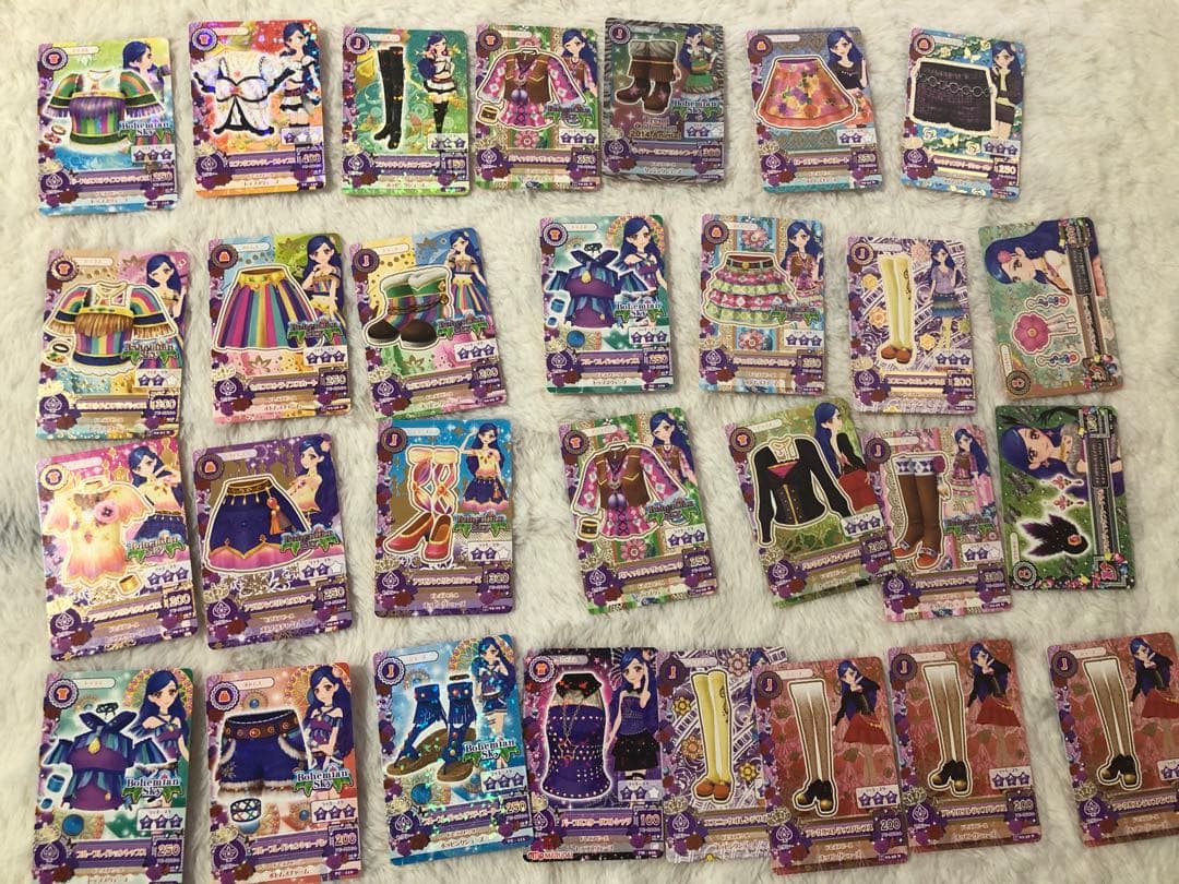 ★バインダー3つ➕アイカツカード約300枚★