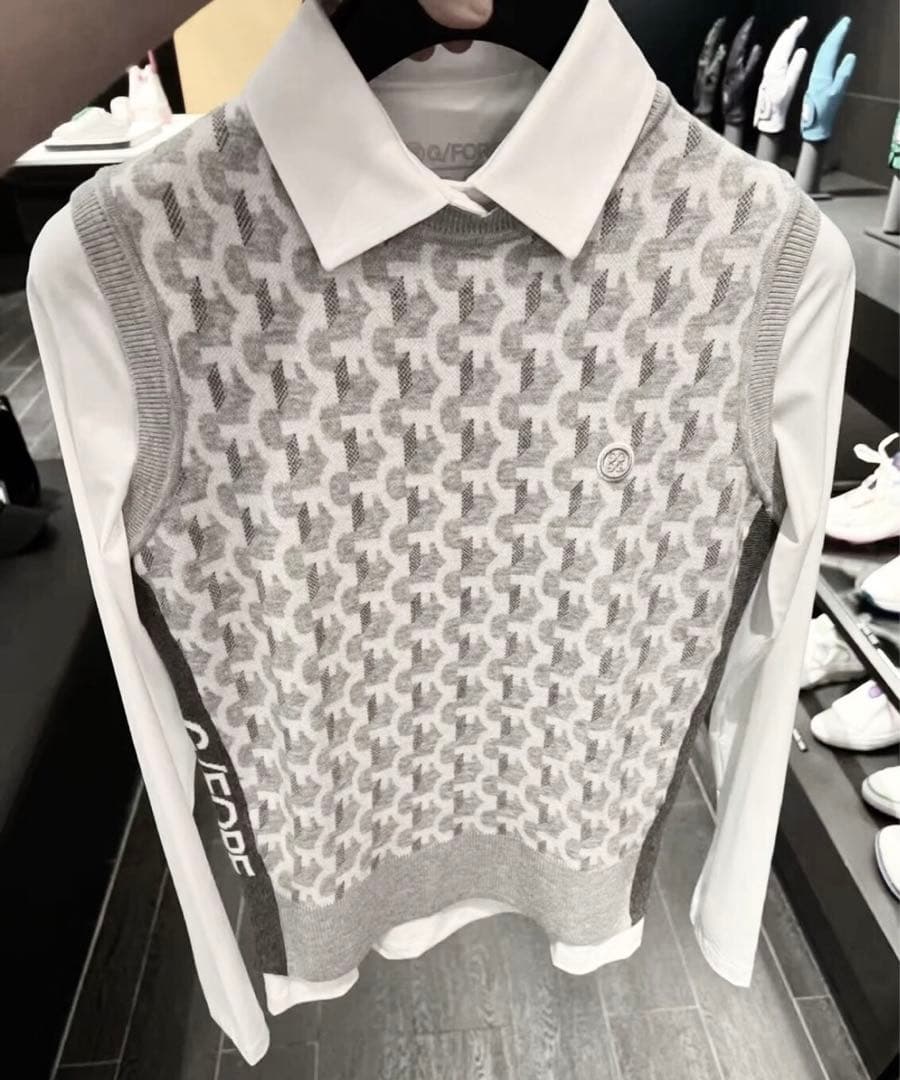 新品未使用 ゴルフ G/FORE ジーフォア レディース ベスト Sサイズ