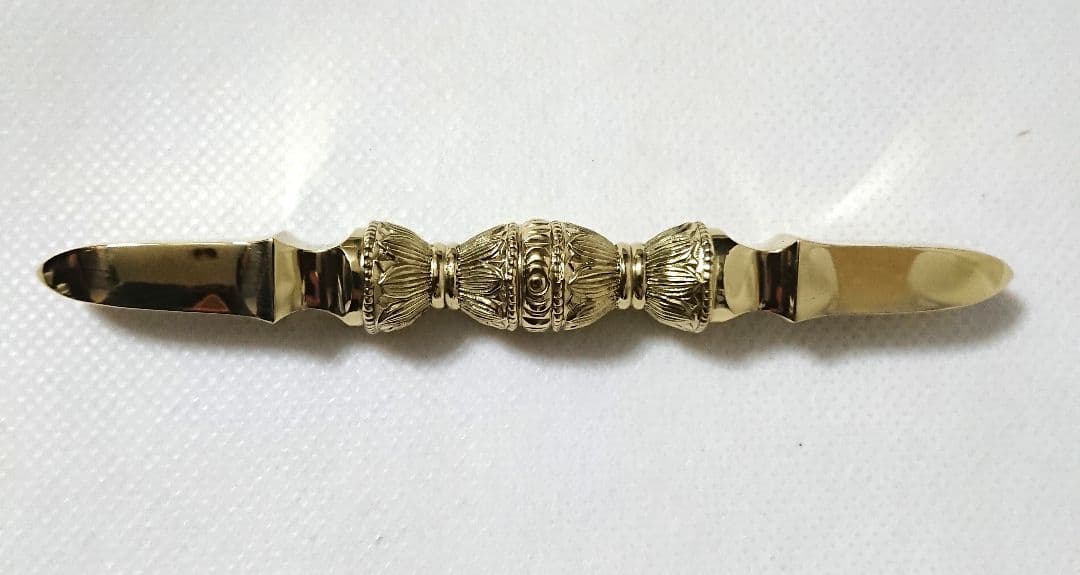 ✶金属工芸品✶金剛杵 独鈷杵 真鍮製 磨き 京都 高級品 仏具・法具・仏教・密教