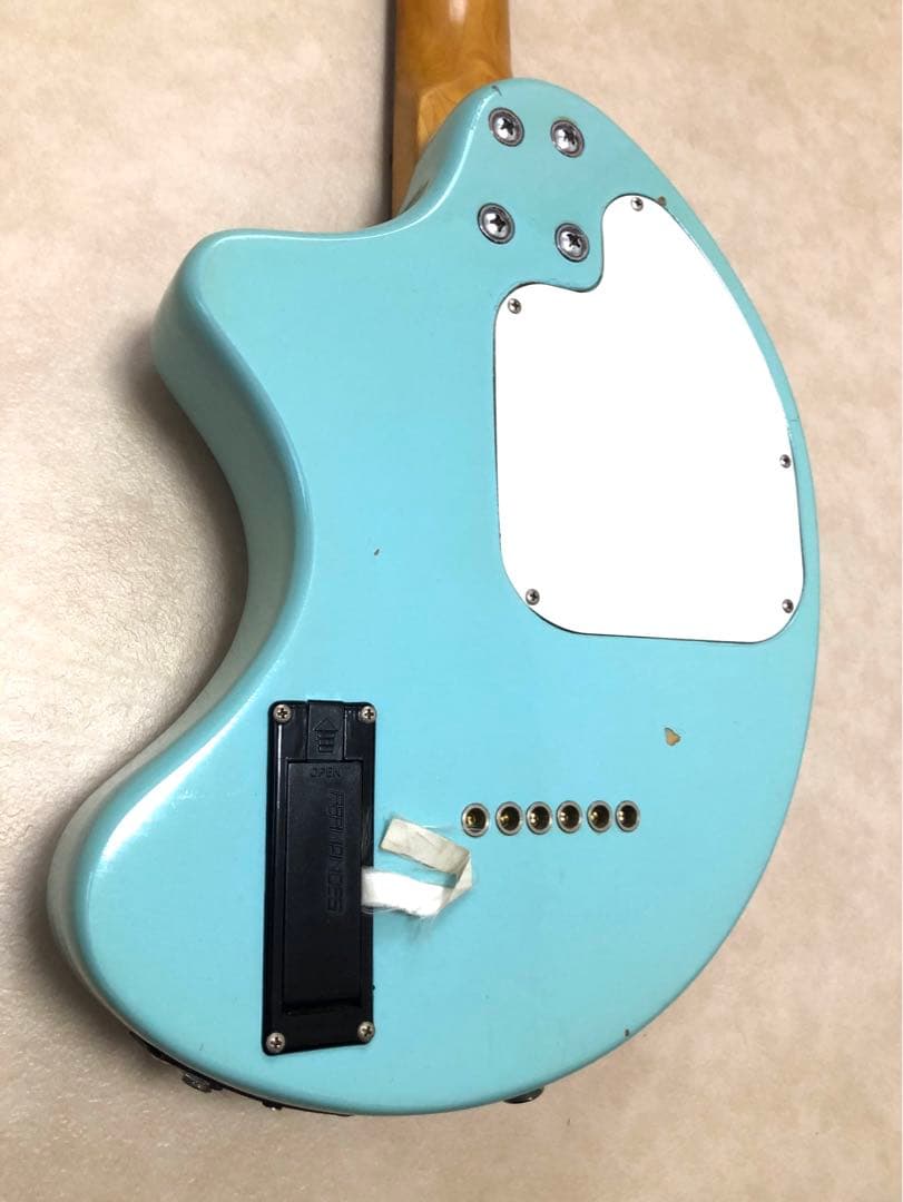 【美品】ZO-3 ライトブルー アンプ内蔵ミニギタ ヘッドフォン端子 青LED!