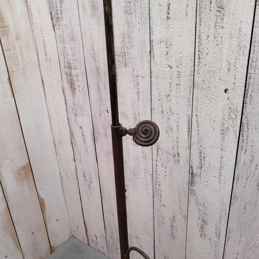 アイアンスタンド　アンティーク　シャビー　看板　メニュー　ディスプレイ