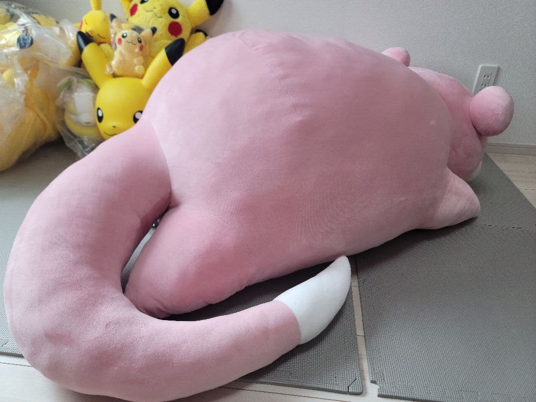 ぬいぐるみ　等身大ヤドン