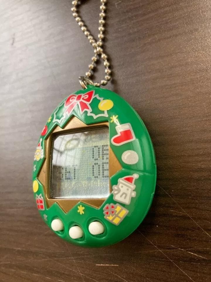 【動作確認済】バンダイ　たまごっち　サンタクロっち　グリーン