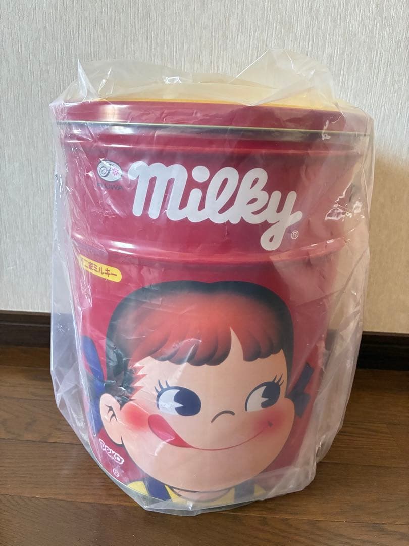 希少 不二家 ペコちゃん ポコちゃん　スツール缶　ペール缶　バケツ缶　収納箱　赤