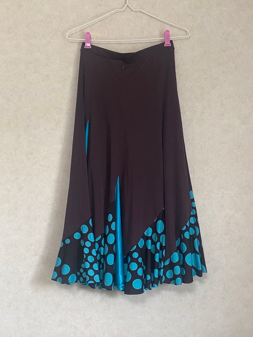 社交ダンス衣装 茶色と青の水玉模様