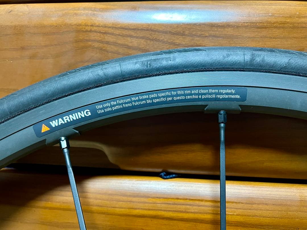 美品。FULCRUM RACING ZERO NITE C17 ホイールセット