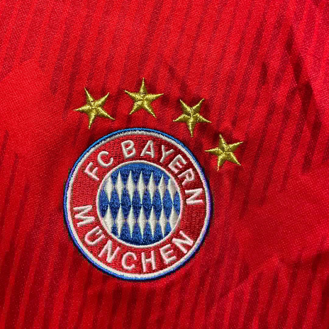FC Bayern München adidas シャツ Mサイズ 赤