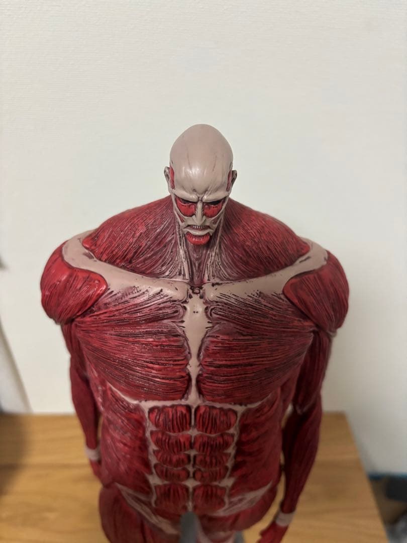 進撃の巨人 一番くじA賞獣の巨人 B賞リヴァイ ラストワン賞超大型巨人おまけ付き