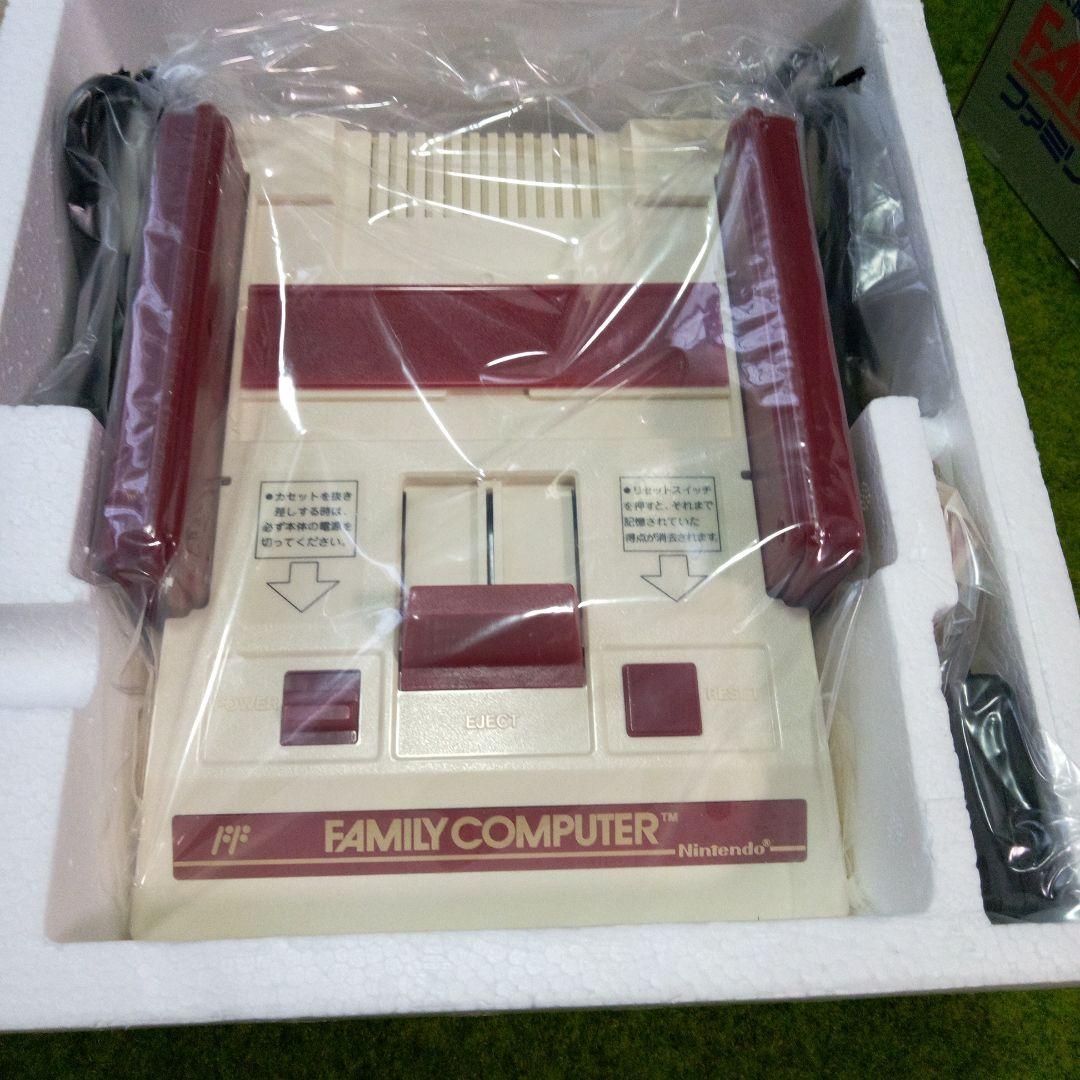 任天堂　ファミリーコンピューター