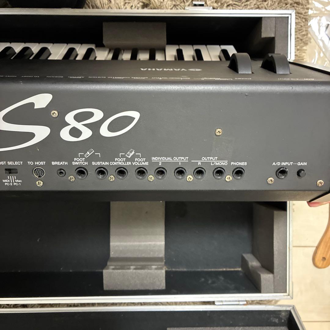 【88鍵シンセ】ヤマハS80 シンセサイザー 88鍵 ピアノ鍵盤ヤマハのケース付