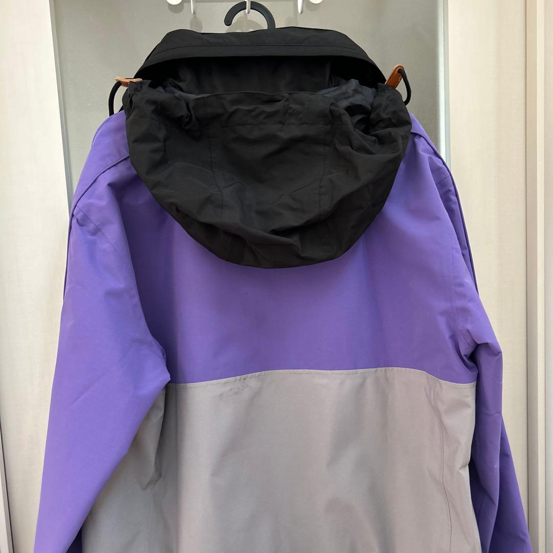 週末セール　美品SCAPE アノラックスノーボードウエアーフード付き