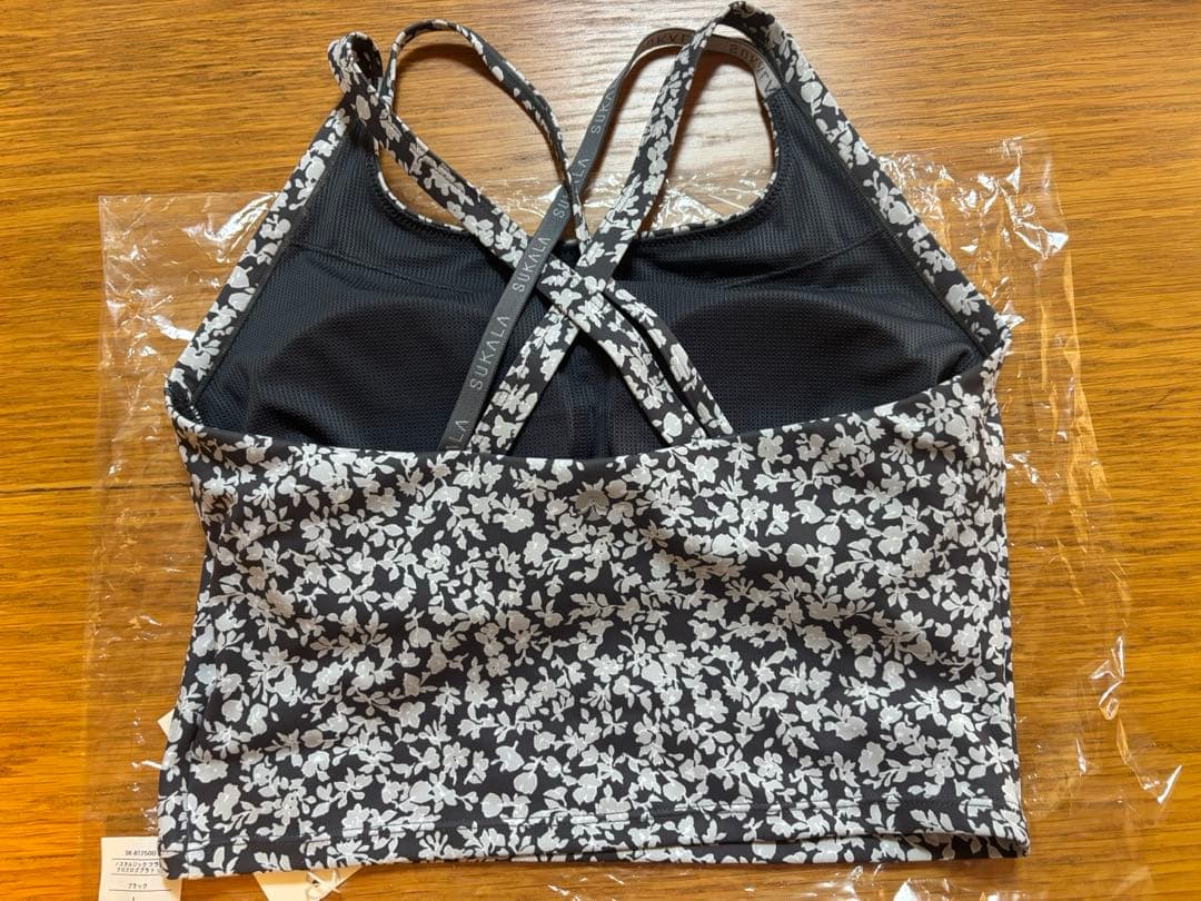 【SUKALA】ノスタルジックフラワークロスロゴブラトップ★Lサイズ