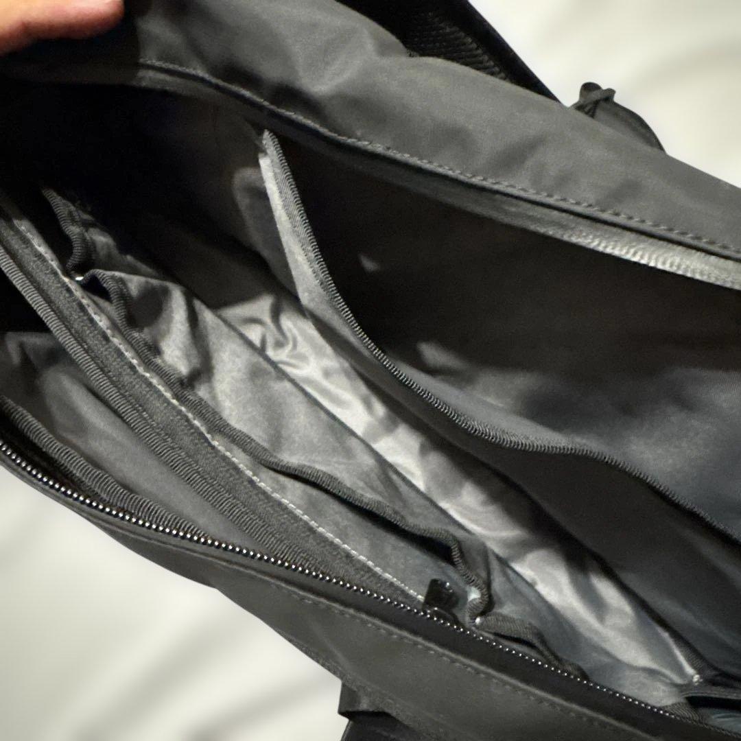 CHROME カデット スリング バッグ 9L オーガナイザー付き