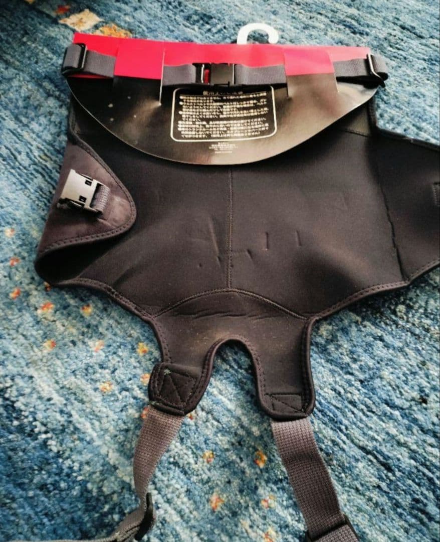 ダイワグレードバンフフローティング　ジャケットベスト大人用Lサイズ　ヒップガード