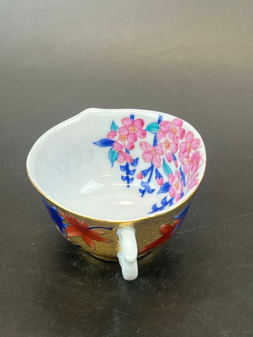 有田焼　金龍窯　江口天童　コーヒーカップ　金彩赤葉桜絵　珈琲碗　新作　共箱