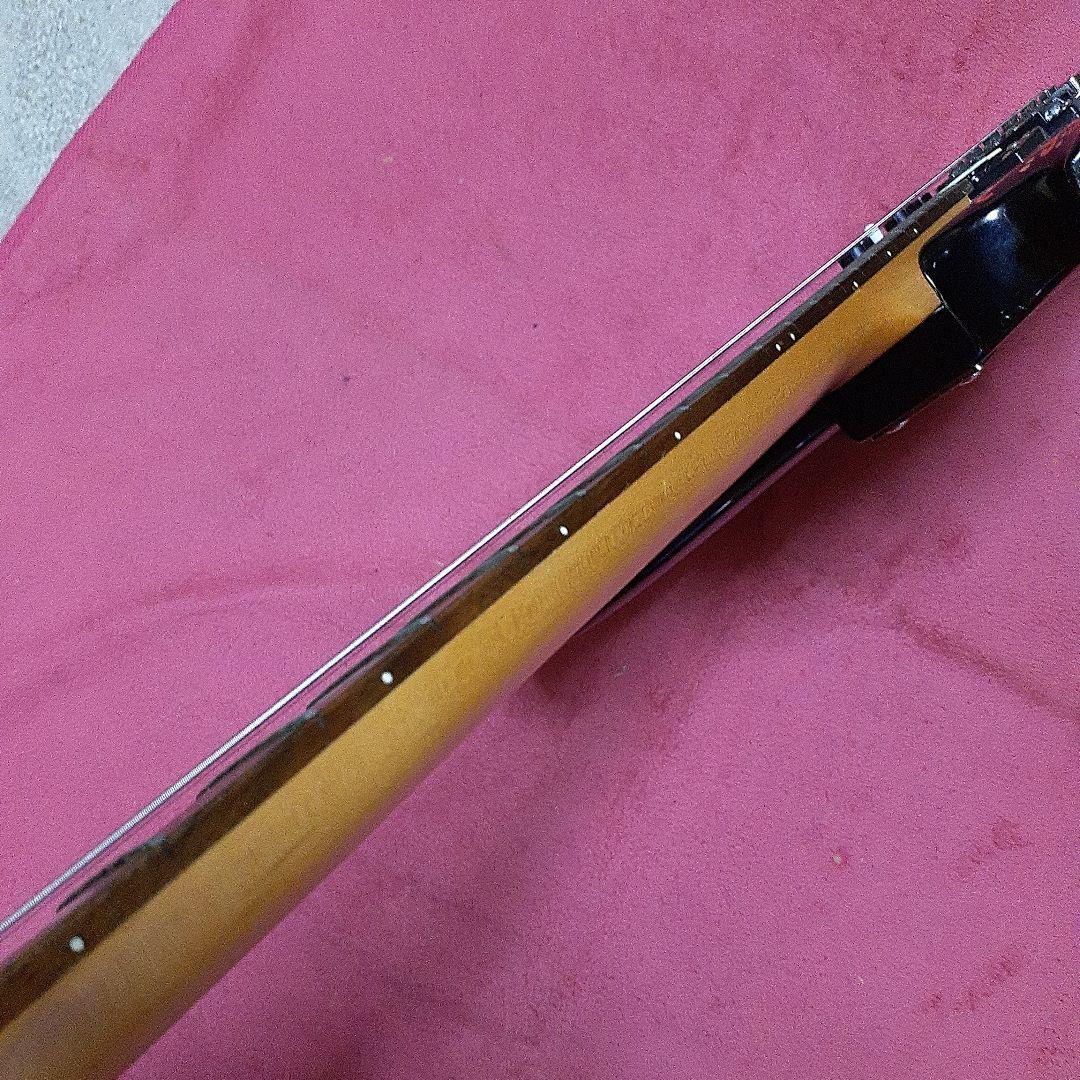 【良・美品】サイケペイント・hideモデル。モッキンバードエレキギター。