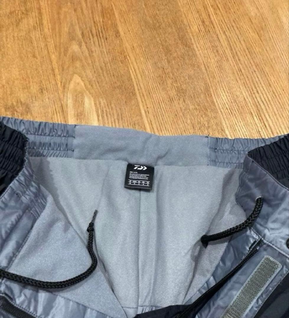 DIWA ダイワ　ナイロン　防寒スーツ　上下セット　M 　匿名発送