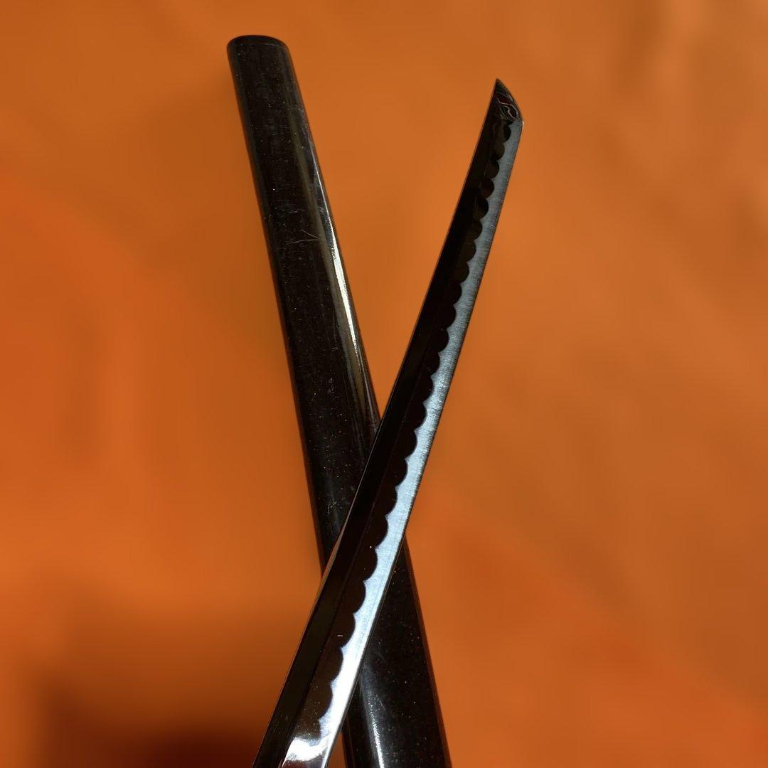 上級模造刀 黒柄 獅子彫丸鍔 濃赤茶呂鞘