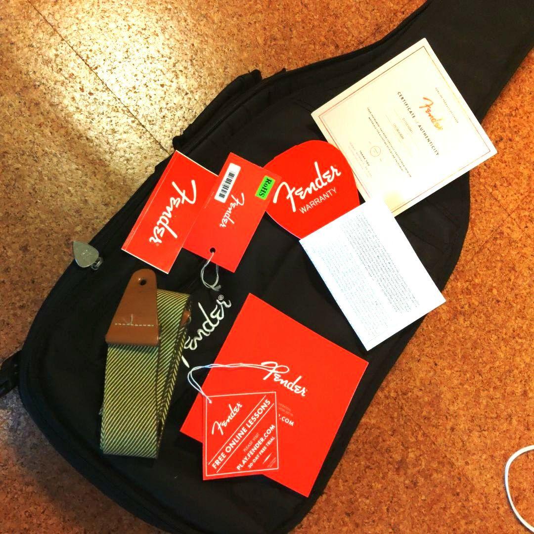 ギター Fender USA American Performer Mustang