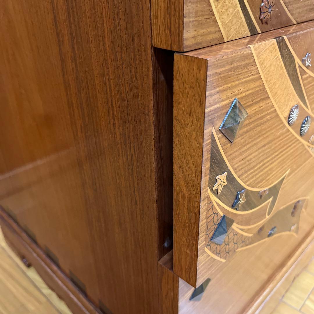 寄木箪笥　木象嵌　３段チェスト　サイドボード 整理箪笥　寄木細工　鍵付き