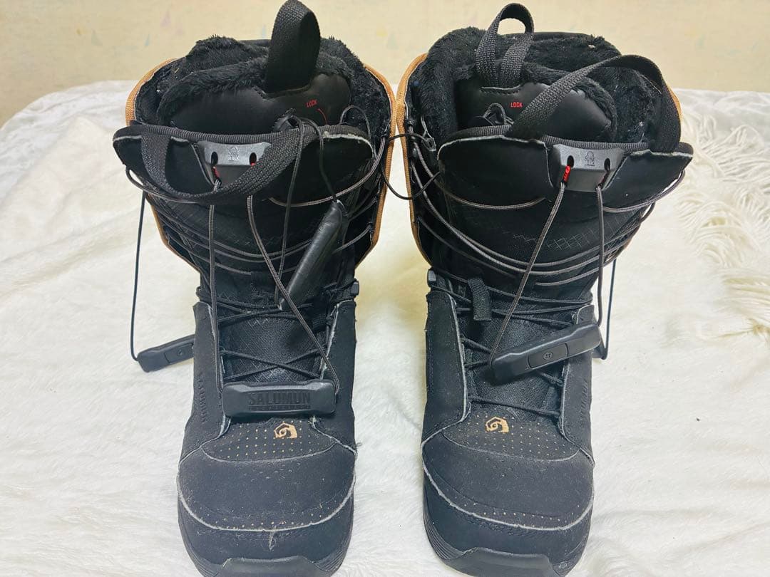 女性用スノーボードウェアとDeath Labelボード　セット