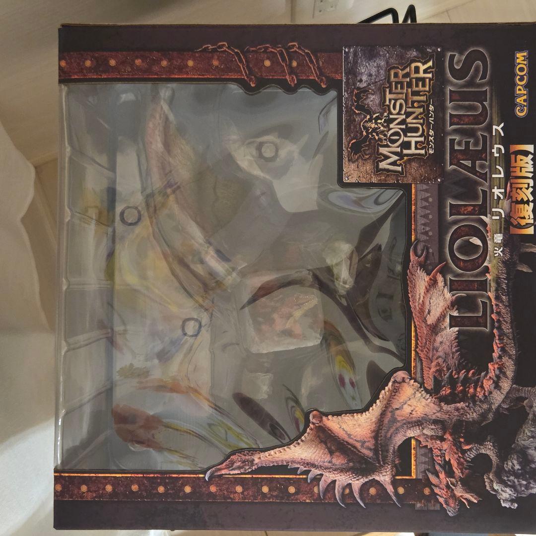 【値下げ中❗】クリエイターズモデル　モンスターハンター リオレウス フィギュア