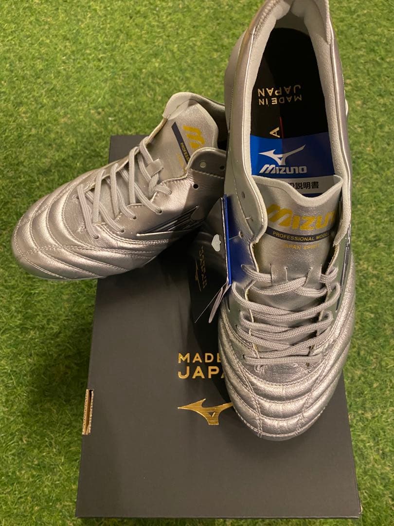 【新品】限定カラー　ミズノ　モレリア ネオ4 JAPAN 25.0