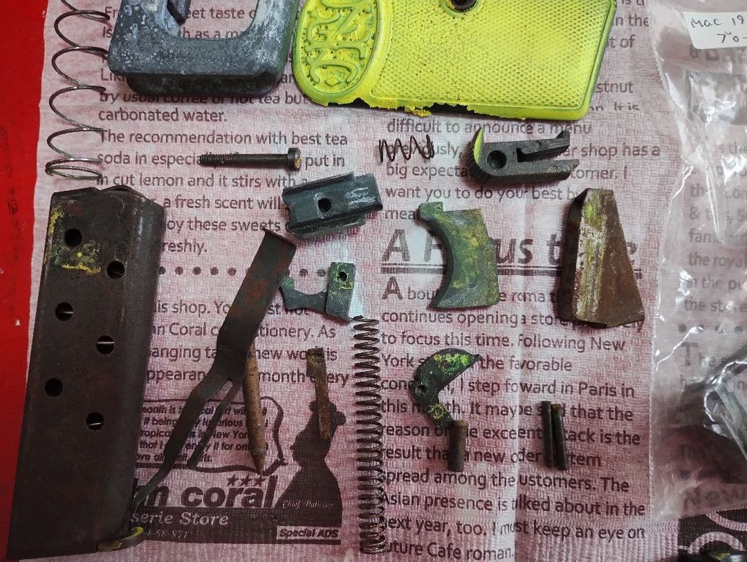 MGCブローニング380空箱＆当時物ガンオイル