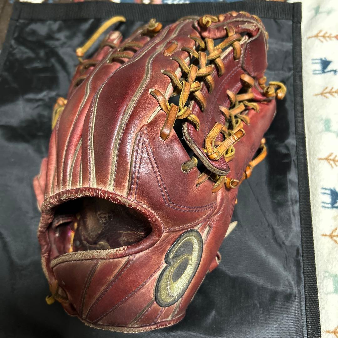 即戦力　asics 外野手用　硬式グローブ