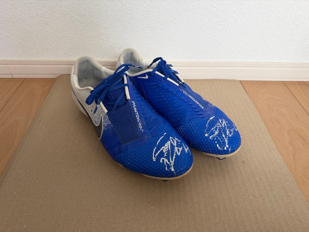 サイン入りスパイク　菅大輝選手　北海道コンサドーレ札幌