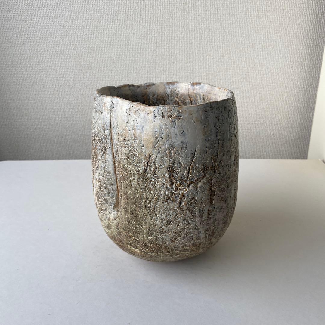 大江幸彦　花瓶　白釉薬　共箱