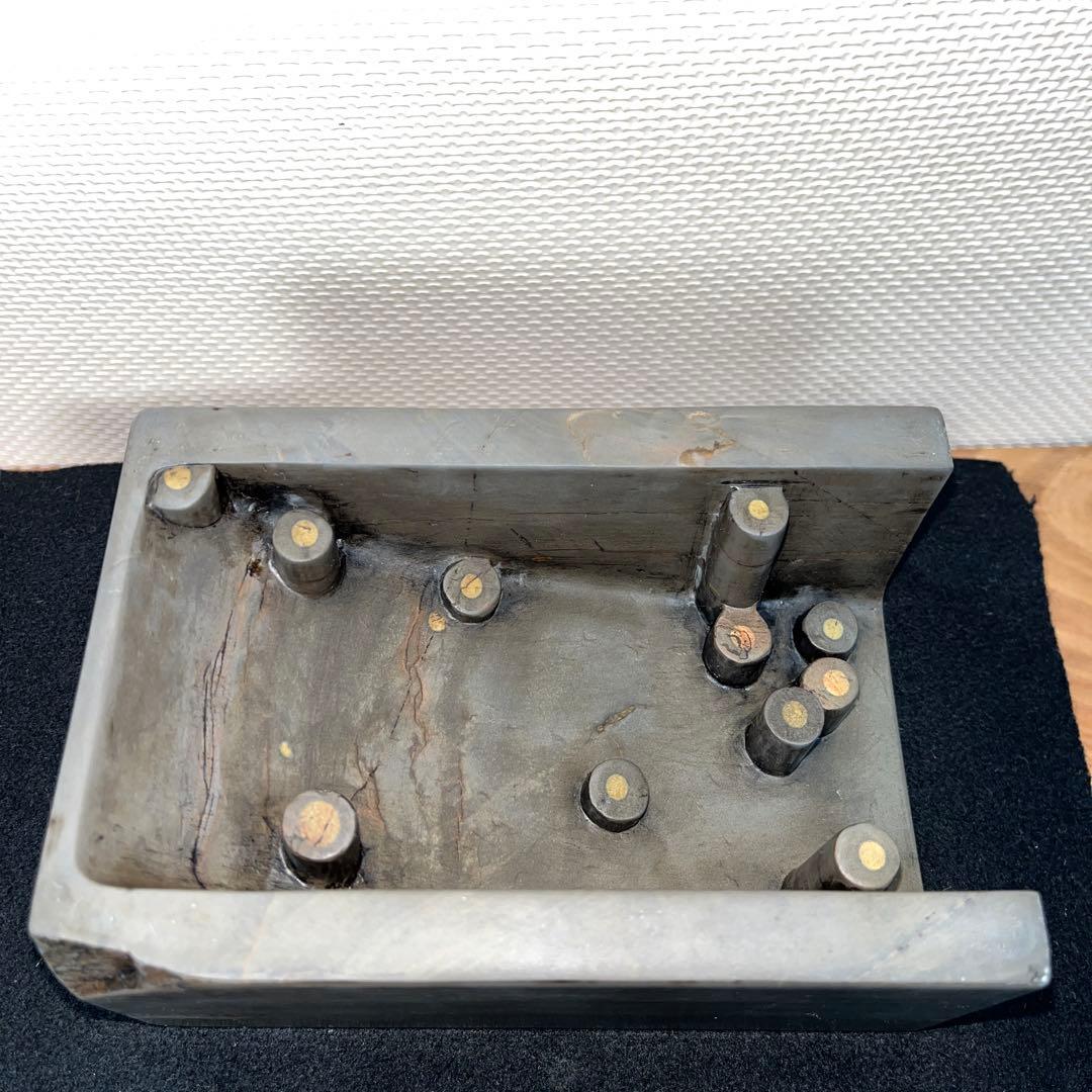 ⭕️中国端渓硯　太史研　綺麗な石紋と11眼柱 個性的　女性好み