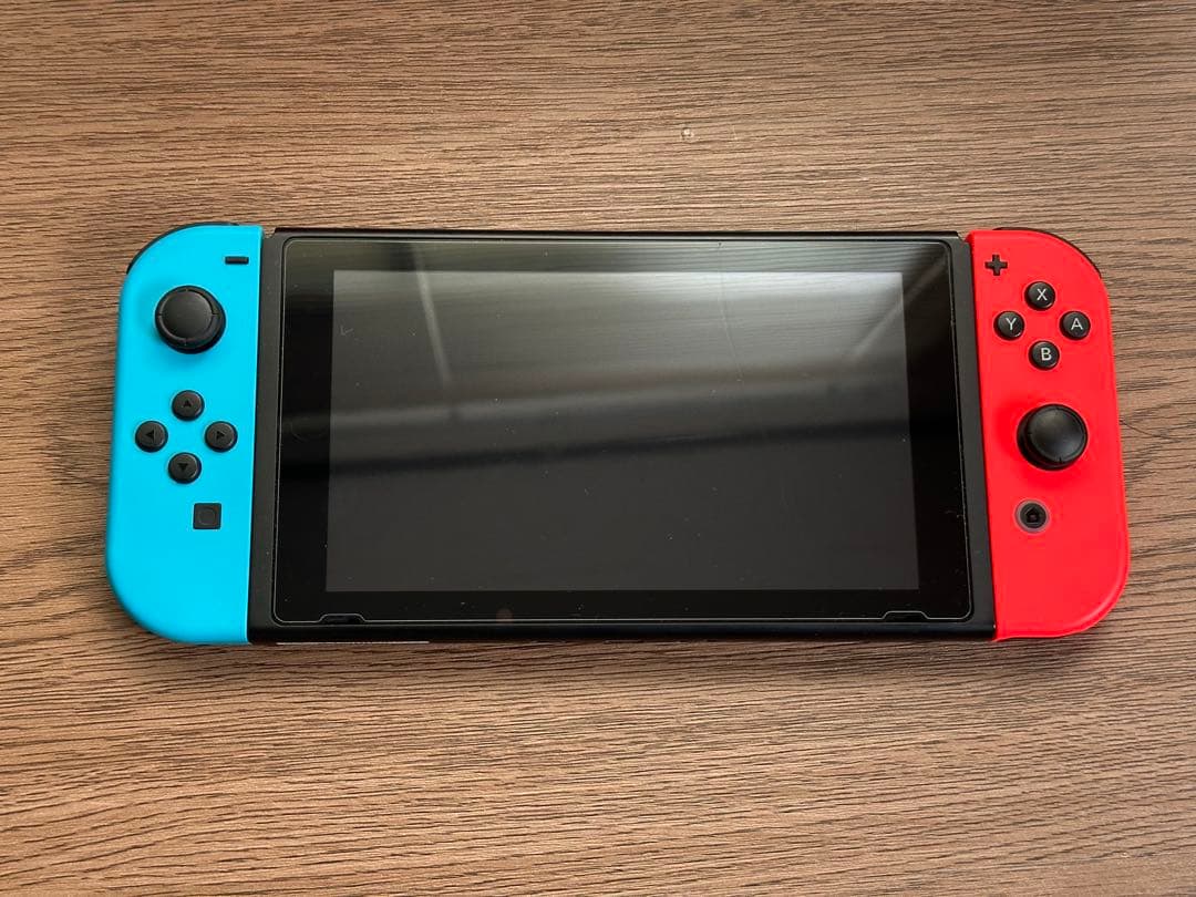 Nintendo Switch （ケース＋128GBのmicroSDカード付き）