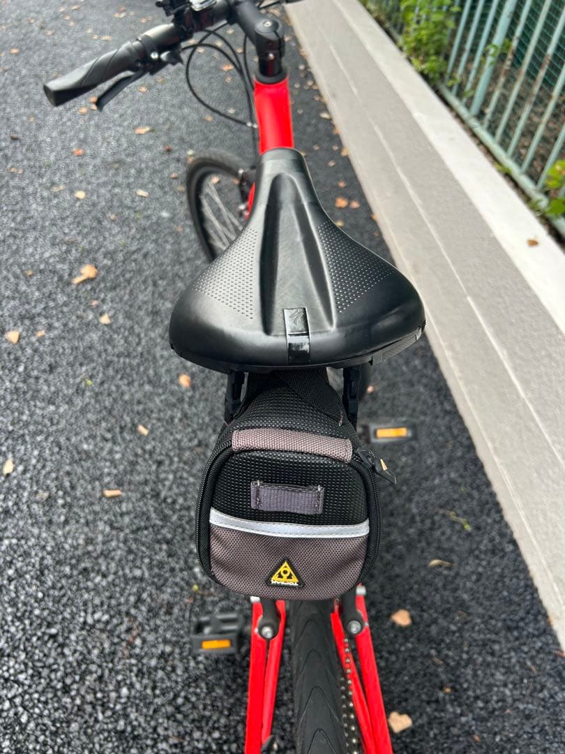 【たっきー】SPECIALIZED SIRRUS クロスバイク