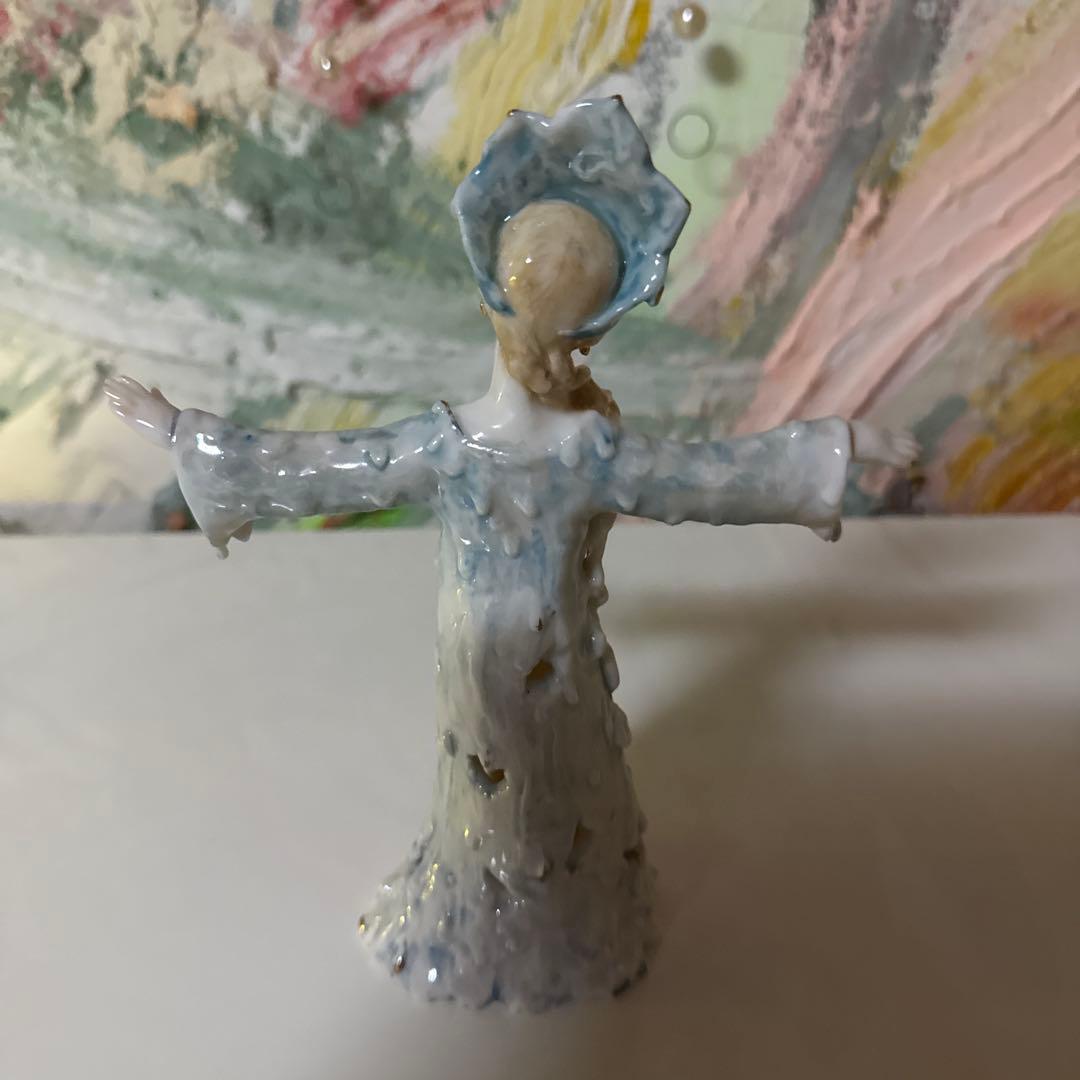 溶けゆく雪娘 20cm。一点もの。磁器製。手作り。 陶芸家 Arkhipova